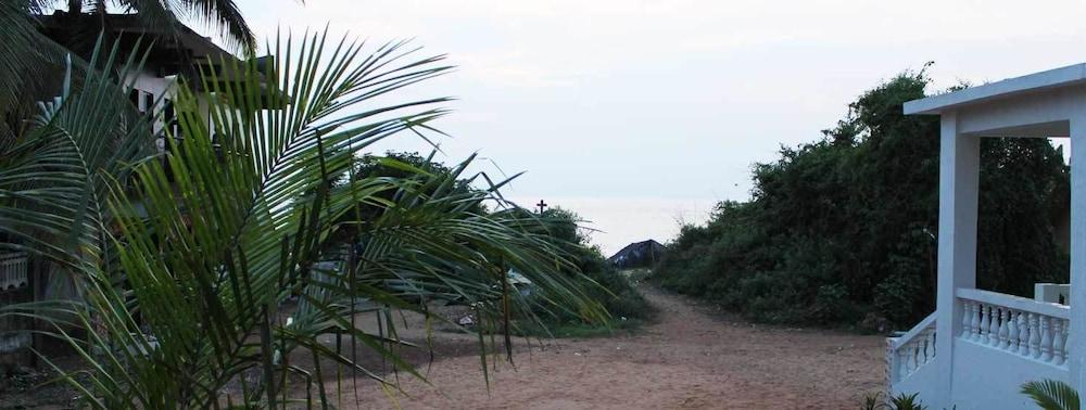 Ocean View Goan Beach House Калангуте Екстериор снимка