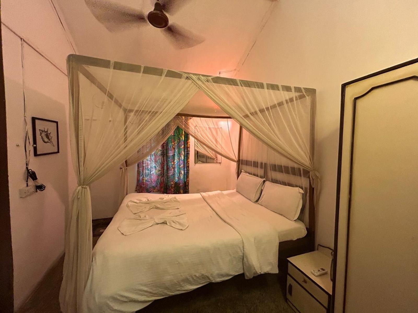 Ocean View Goan Beach House Калангуте Екстериор снимка