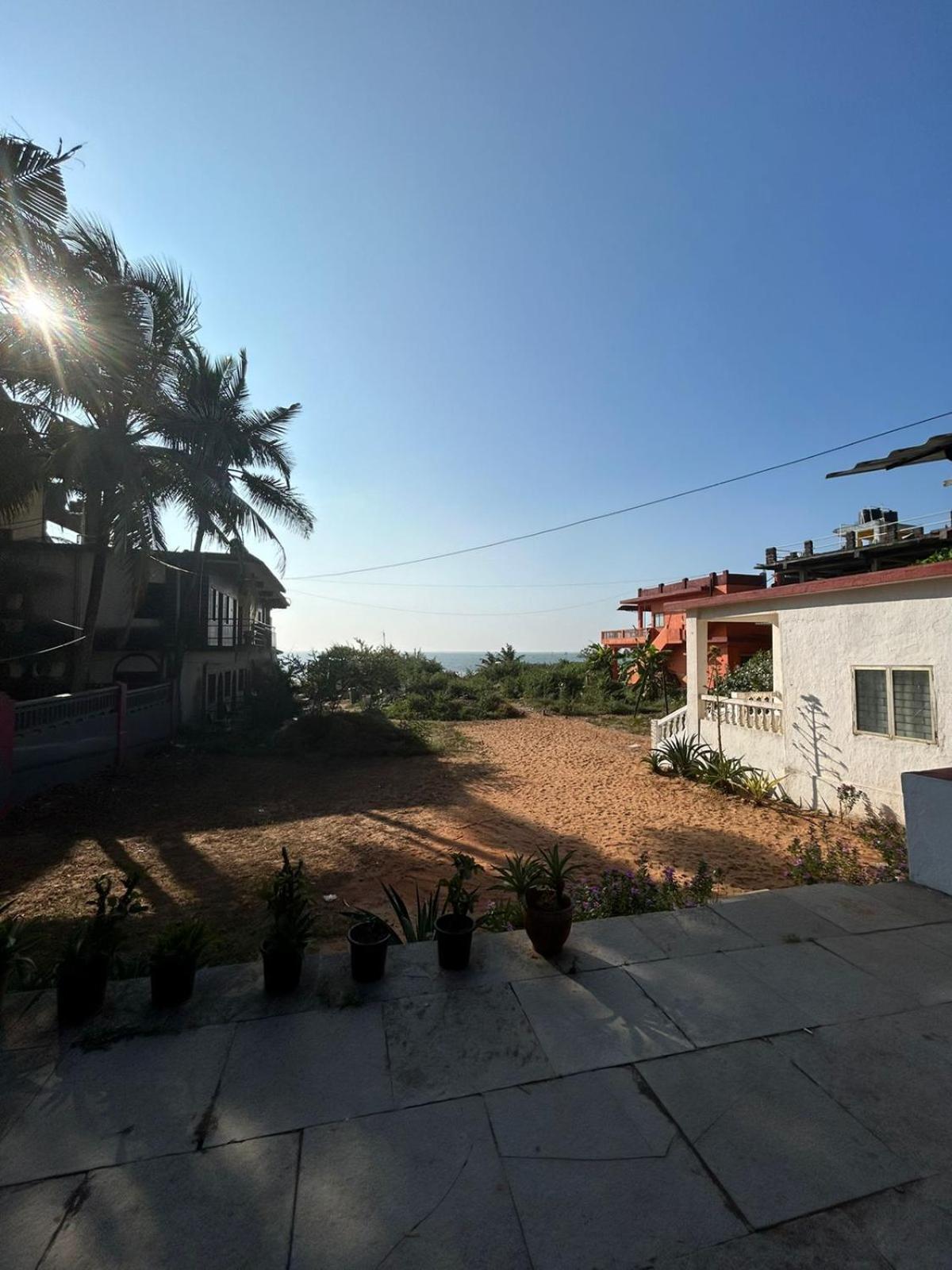 Ocean View Goan Beach House Калангуте Екстериор снимка